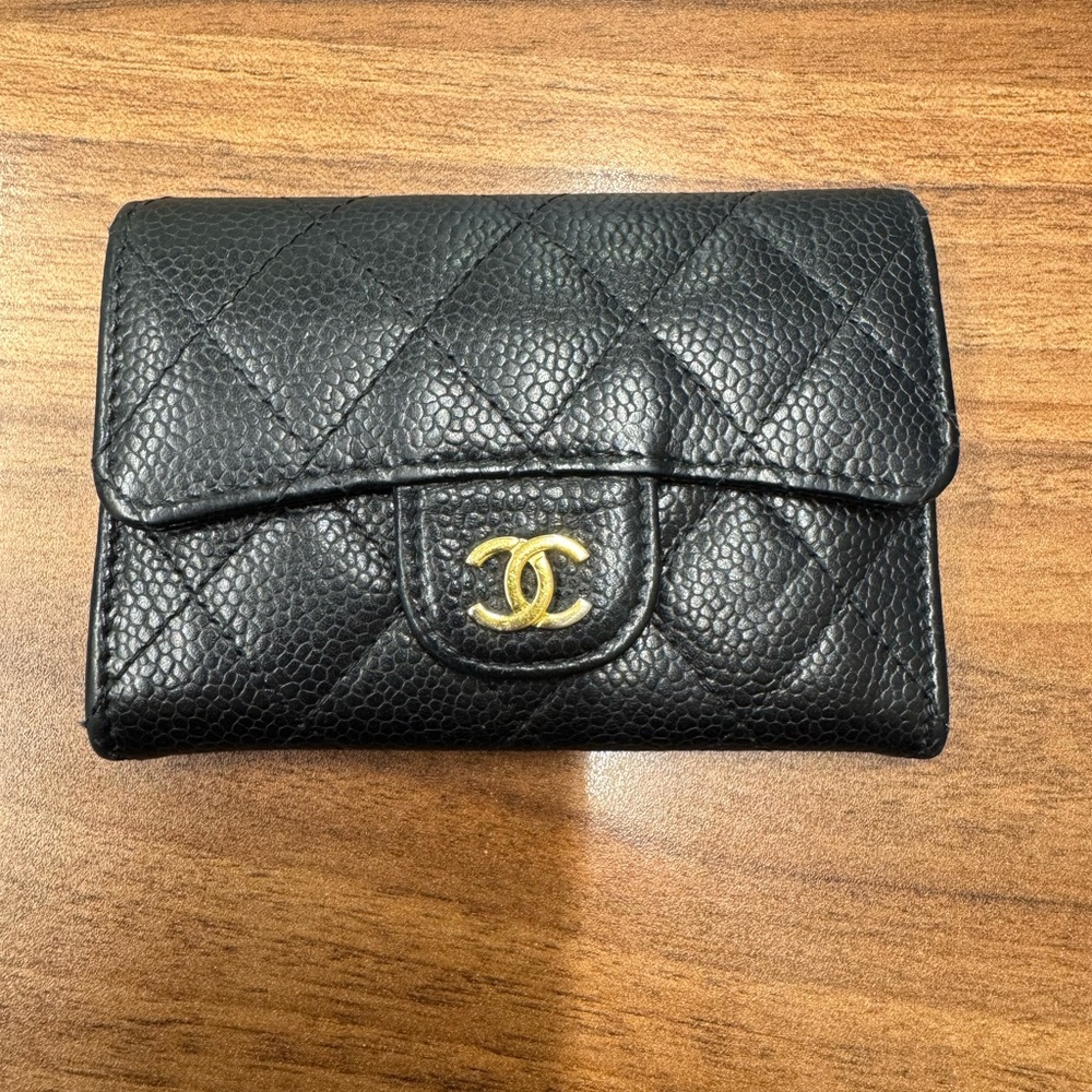 Chanel Black Caviar Quilted Leather Card Case wallet